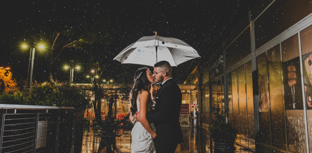 מתחתנים בחורף? המטריות שידאגו לכם לצילומי חתונה מהאגדות